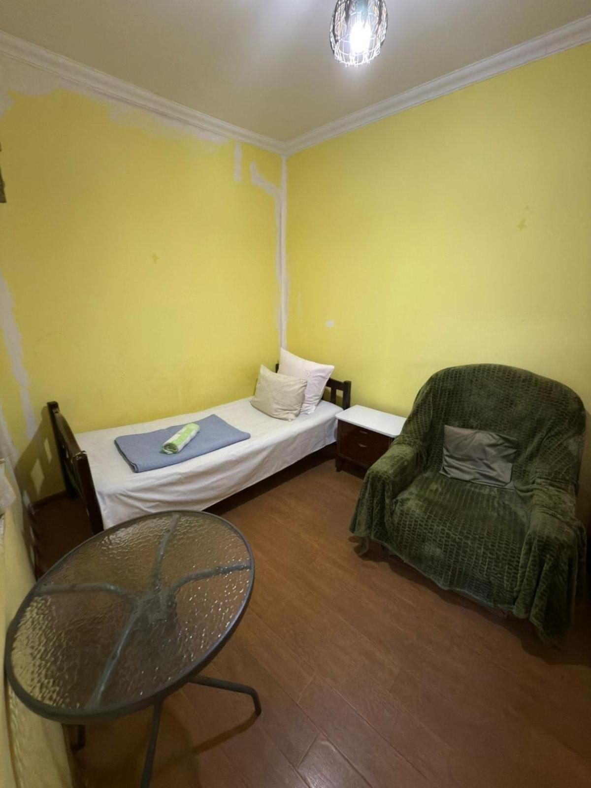 Guest House Nise Tbilisi Exteriör bild